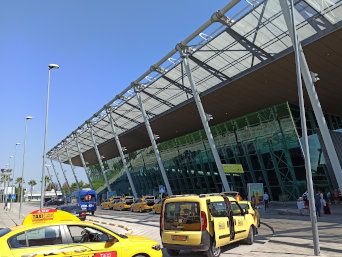 Terminal, lotnisko Tirana